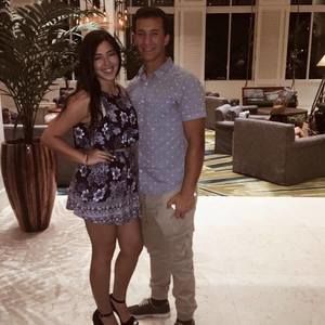 Meet your Posher, Yasel